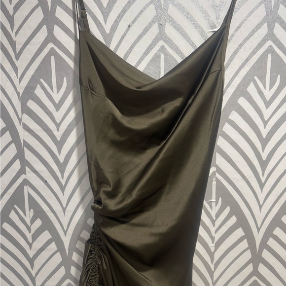 Mable nwot Green Asymmetrical Bodycon Dress - Picture 6 of 11